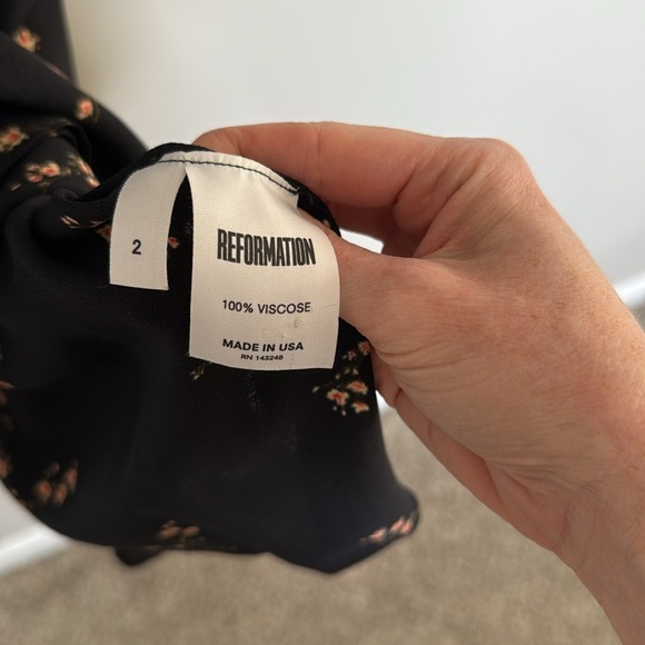Black and Floral Reformation Dress size 2 - Picture 5 of 13